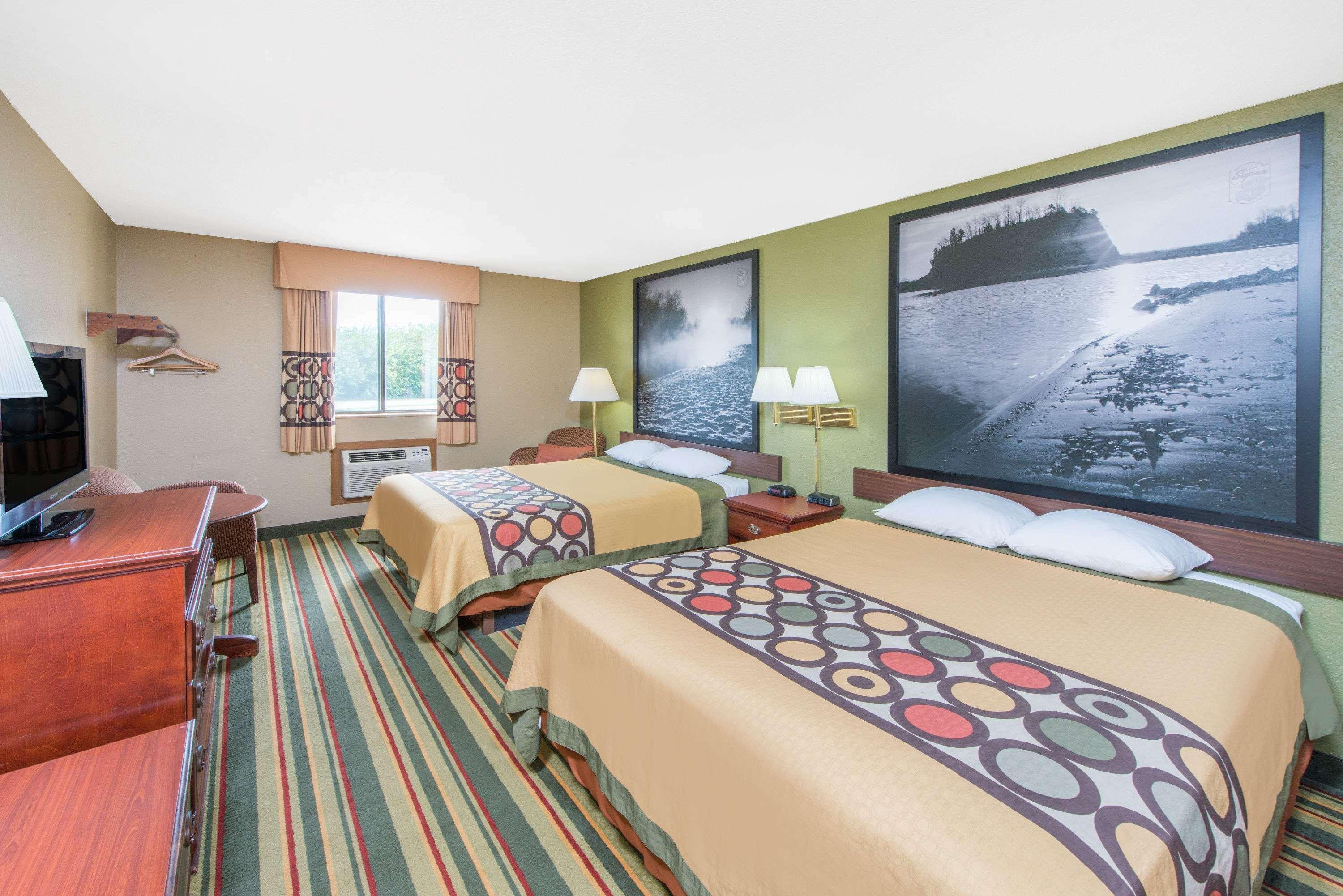 Super 8 By Wyndham Sikeston/Miner Area Hotel Buitenkant foto