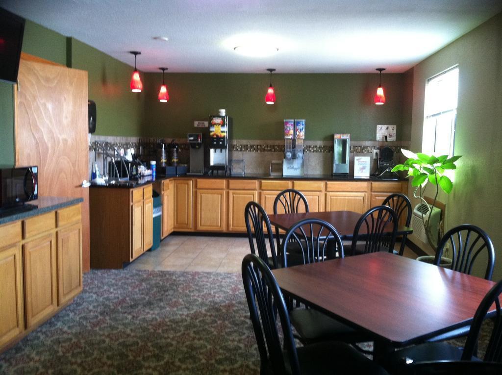 Super 8 By Wyndham Sikeston/Miner Area Hotel Buitenkant foto